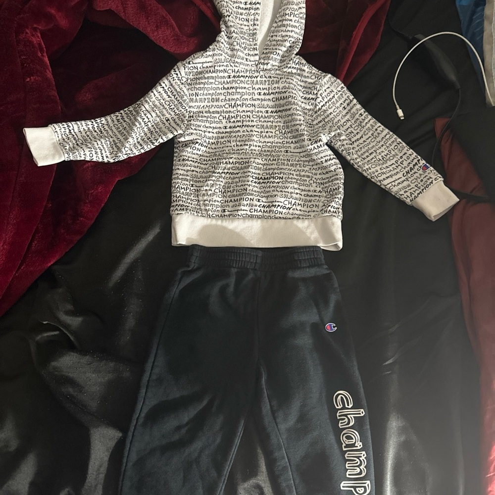 Champion Outfit